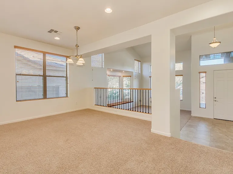 5733 W Plum Rd — Photo 23