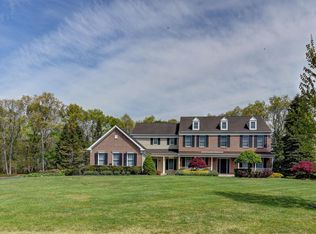 9 Mackenzie Ct, Freehold, NJ 07728