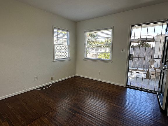 5th image of 4485 McClintock St