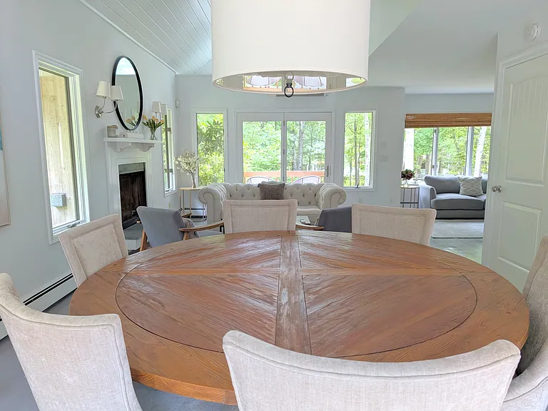 Glenview Dr — Photo 5