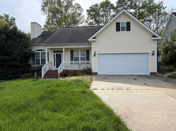 713 Trails End Dr, Graham, NC 27253