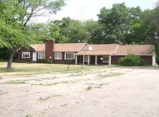 5375 Auburn Rd, Shelby Twp, MI 48317