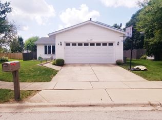1107 Loren Dr, Joliet, IL 60431
