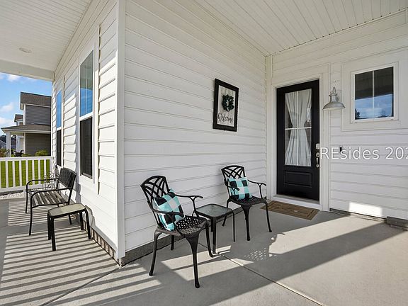 4th image of 1837 Club Way