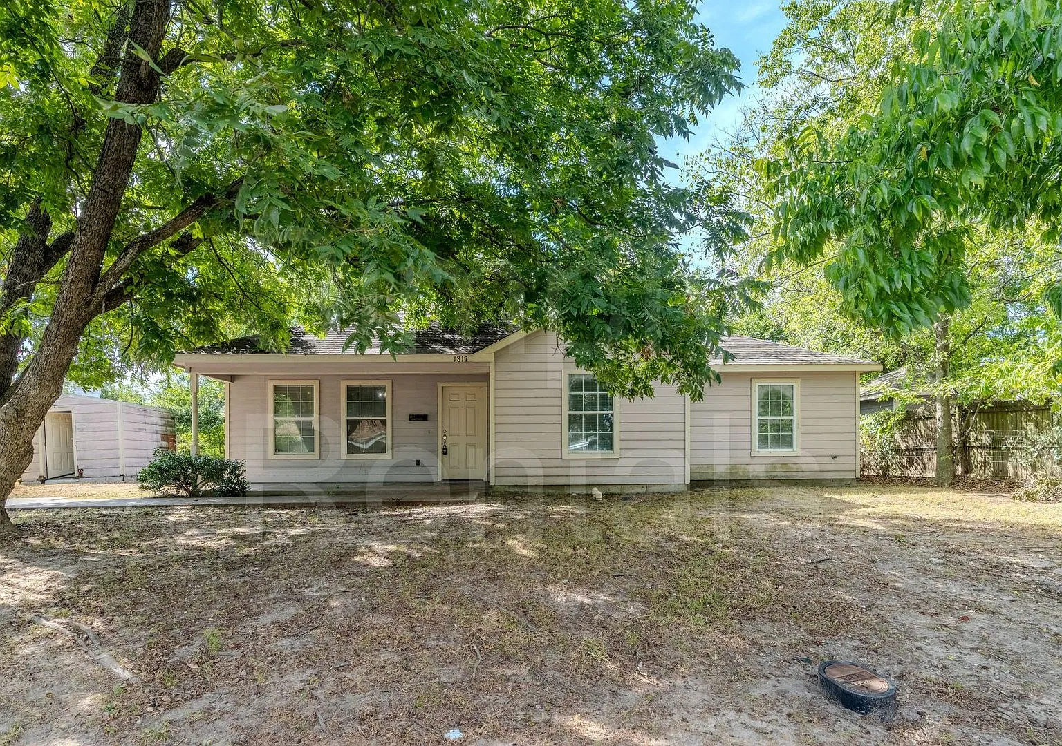 1817 Hemphill - Greenville — Photo 1