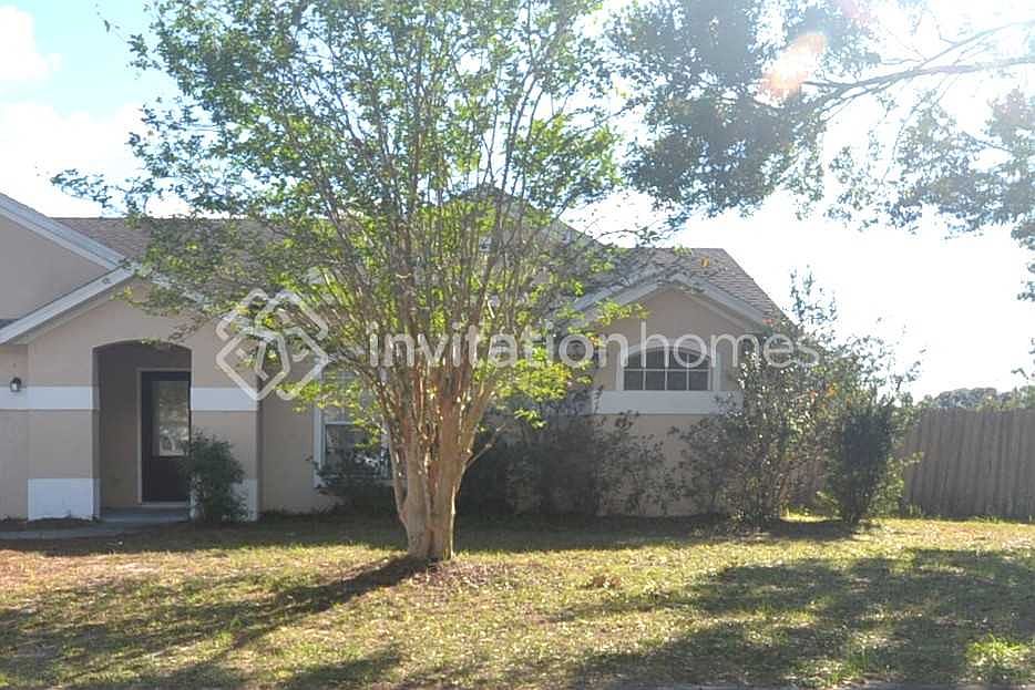 1st image of 8078 Country Run Pkwy