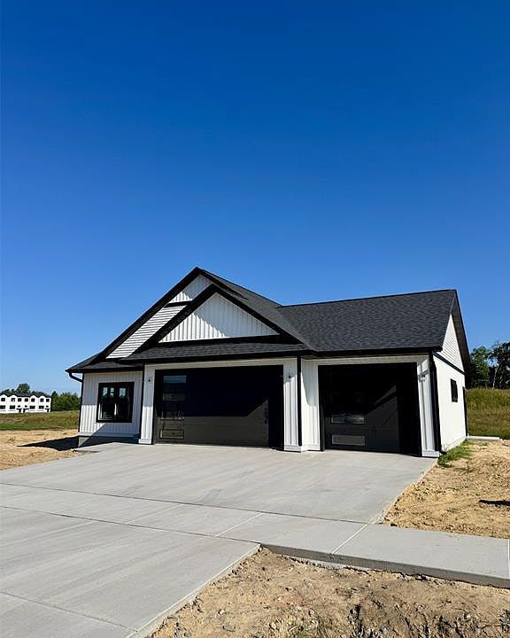 2nd image of 6774 Buck Tail Drive