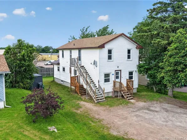 51 Caissie Ave, Shediac, NB E4P 1J9