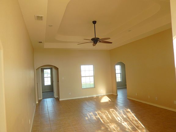2nd image of 2902 Alice Ln
