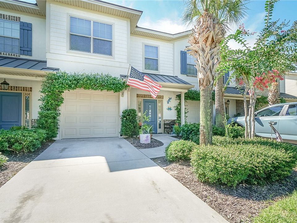1st image of 303 Reserve Ln
