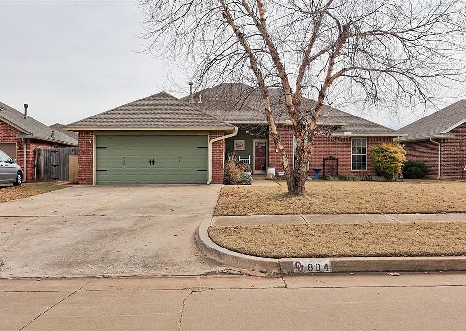 1st image of 804 Glenwood Dr