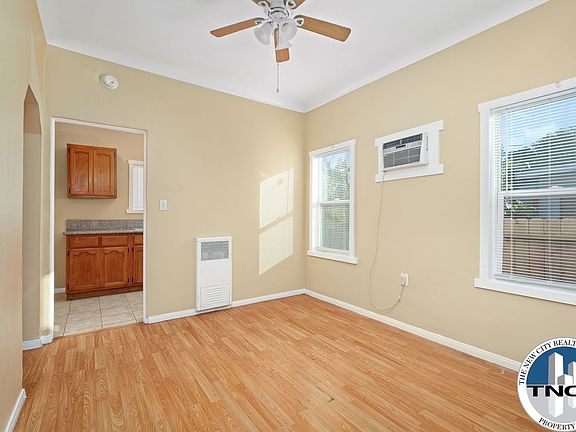 5th image of 1411 W Cleveland Ave #1413