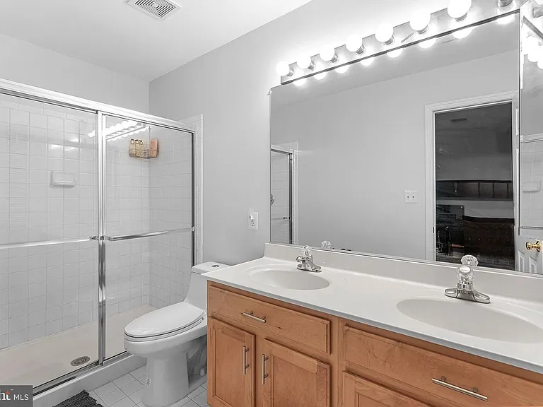 43116 Autumnwood Sq — Photo 8