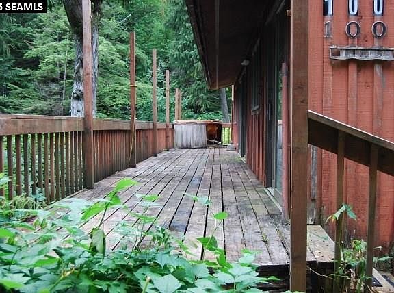 3rd image of 100 Peace Ln