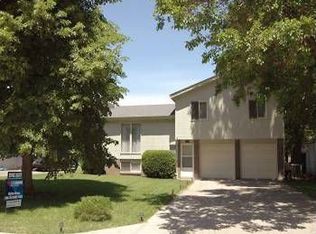 8724 Hamilton St, Omaha, NE 68114