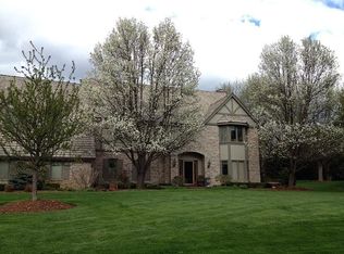 5332 W River Trail Rd, Mequon, WI 53092