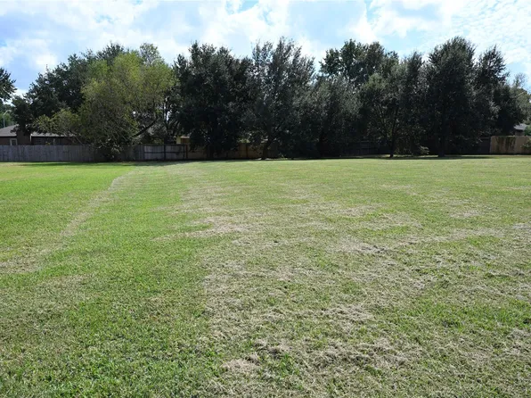 Na West Shore Dr, Willis, TX 77318