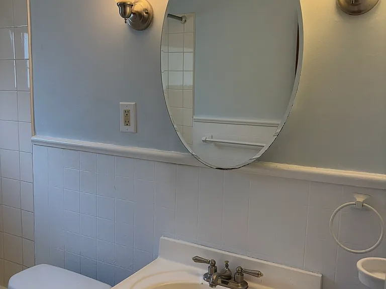 15 Hamilton Dr #2 — Photo 10