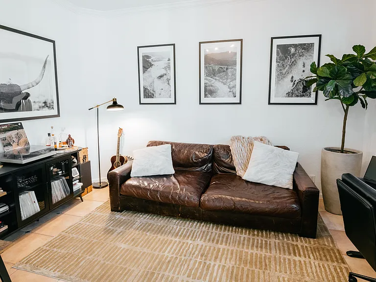 Bedroom/Office
