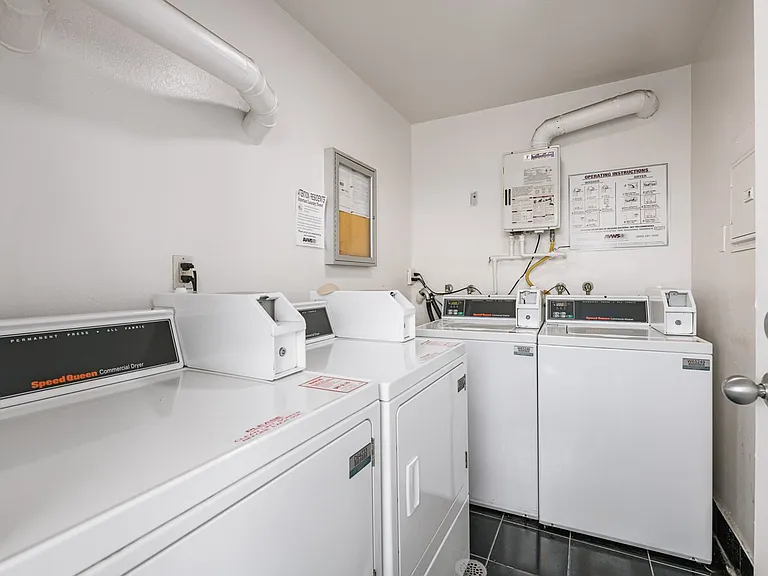 5533 Barton Ave — Photo 17