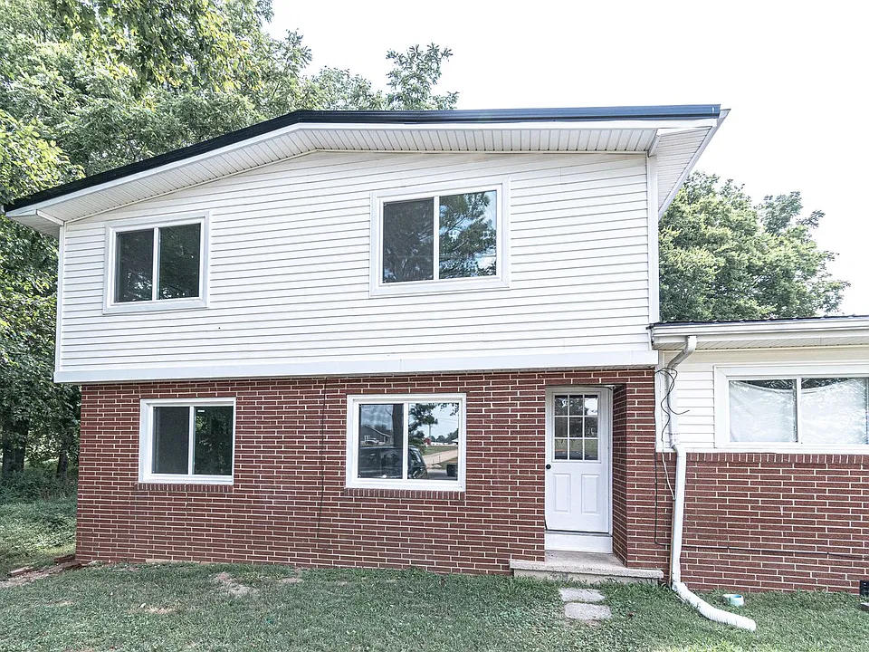 150 Pembroke Oak Grove Rd