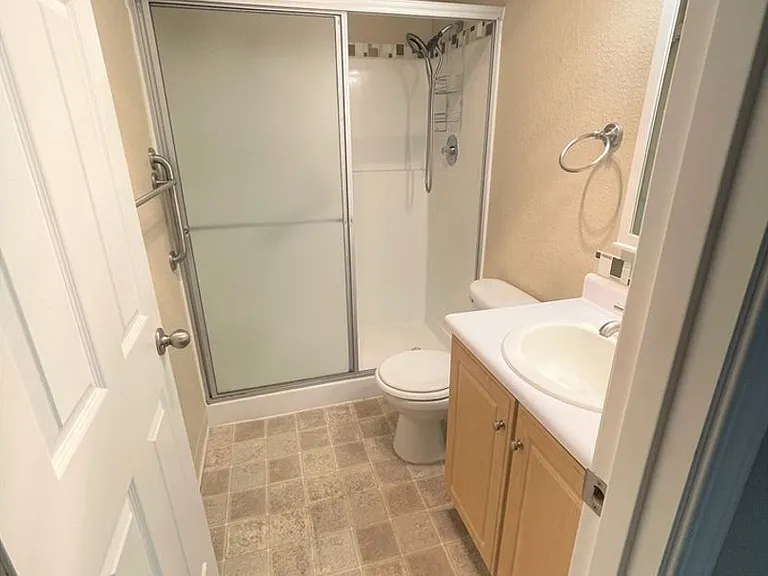 9410 SW 146th Ter #4 — Photo 5
