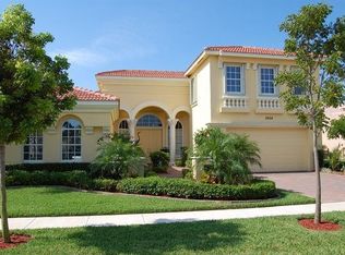 8924 Via Prestigio W, Wellington, FL 33411