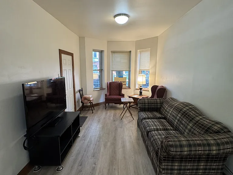 702 S Ada St #1 — Photo 4