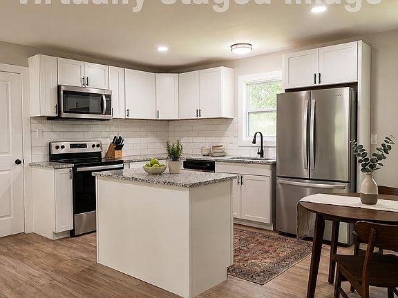 5th image of 517 Lisa Ln NW