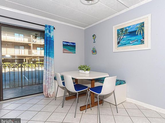 4th image of 17 70th St Unit 18
