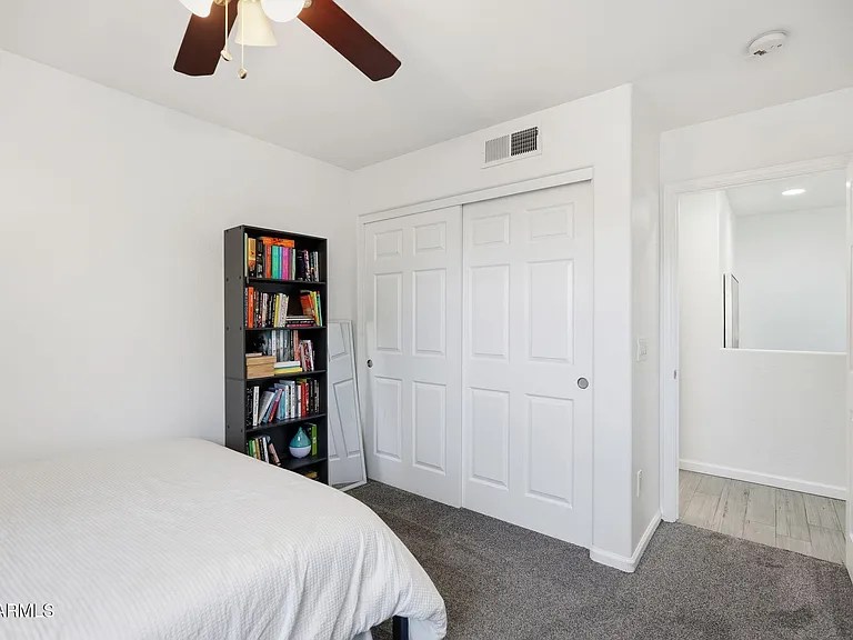 2929 N 39th St #6 — Photo 22