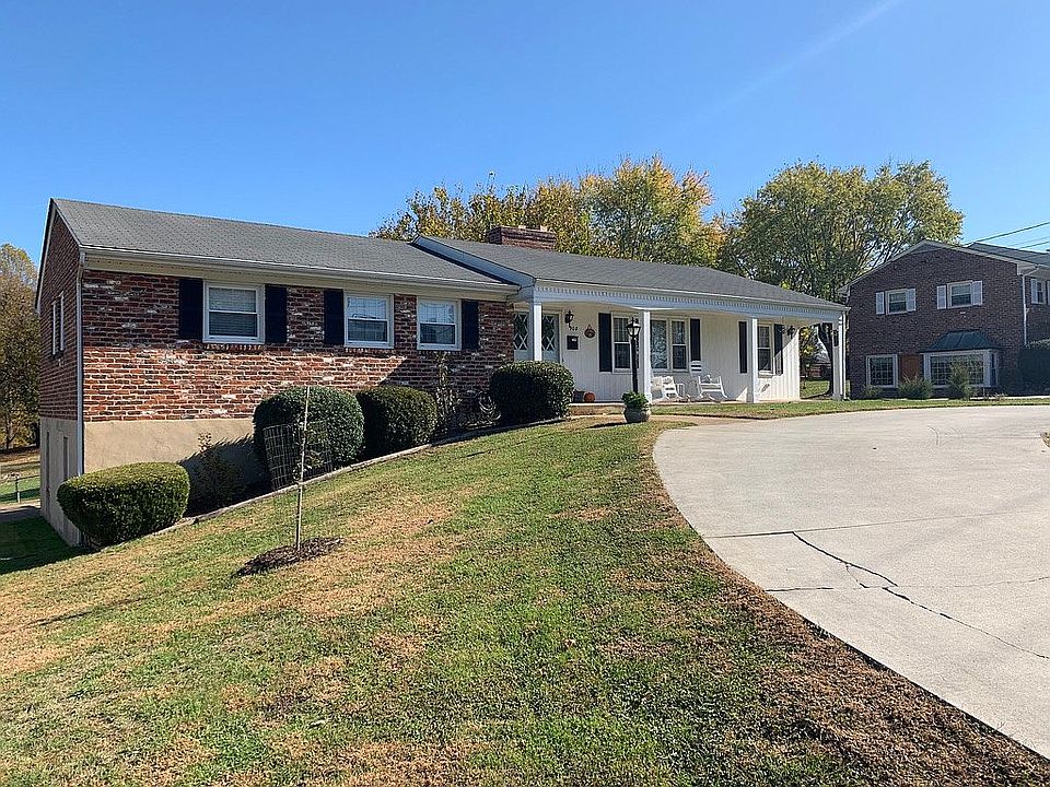 1st image of 908 Sanhill Dr