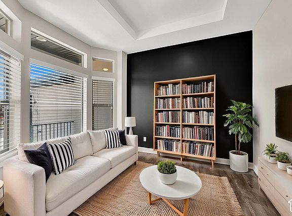 Front Room_04182025