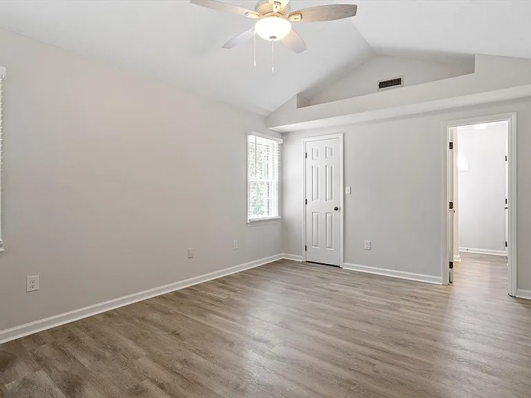 302 Wax Myrtle Ct — Photo 31