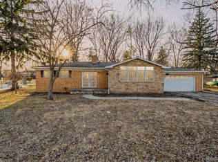 780 Bow Ln, Waterford, MI 48328