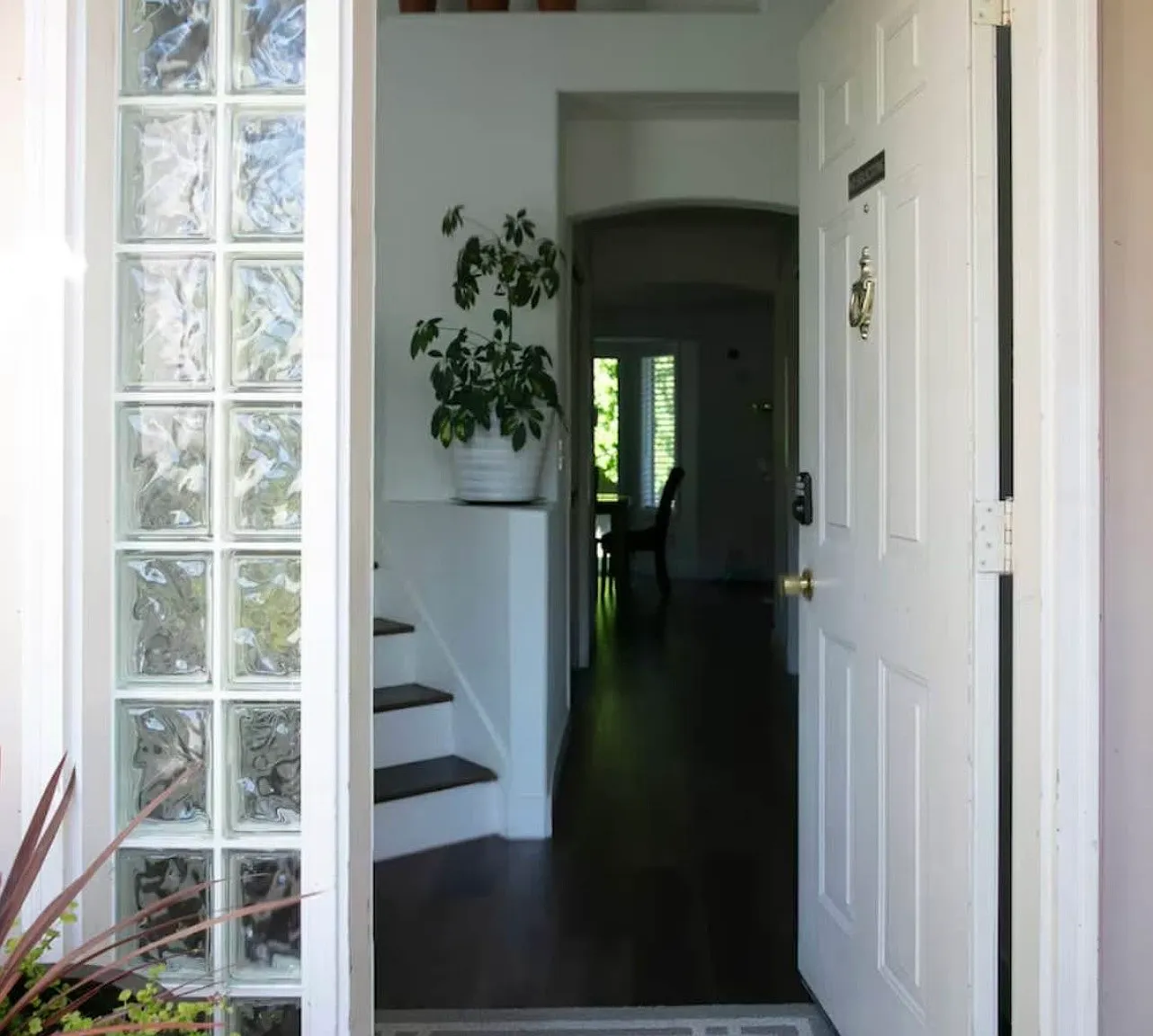 4 bed, 1940 sqft, $900 — Photo 3