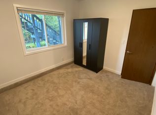 11323 SE 218th Pl #B, Kent, WA 98031