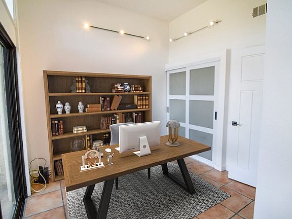 2 bed room or office with Views of the golf course