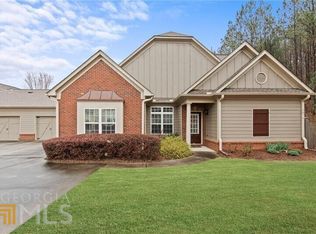 252 Glens Loop, Woodstock, GA 30188