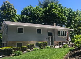 1304 McGovernville Rd, Lancaster, PA 17601