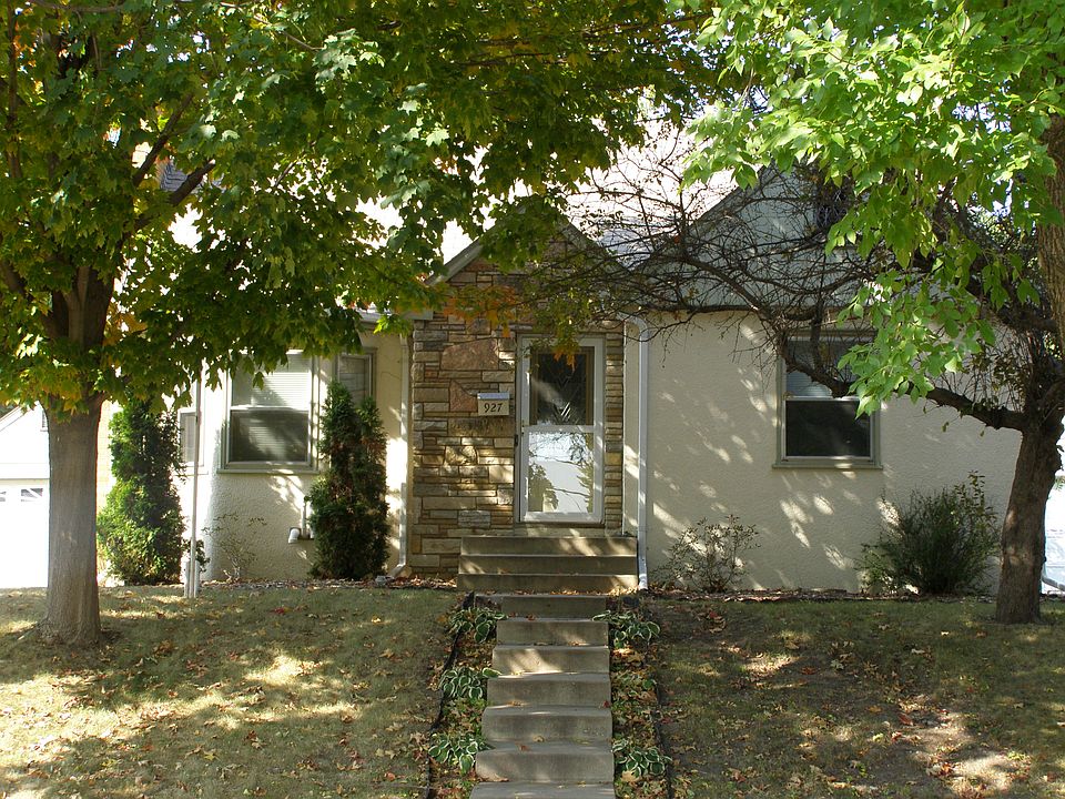 1st image of 927 Charlton St