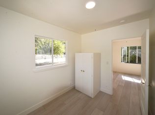 223 S Padre Juan Ave #A, Ojai, CA 93023