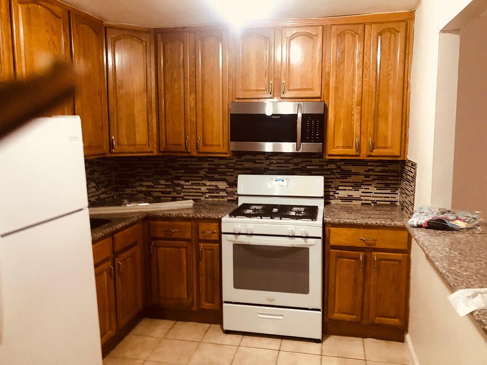 2nd image of 4022 De Reimer Ave Floor 2