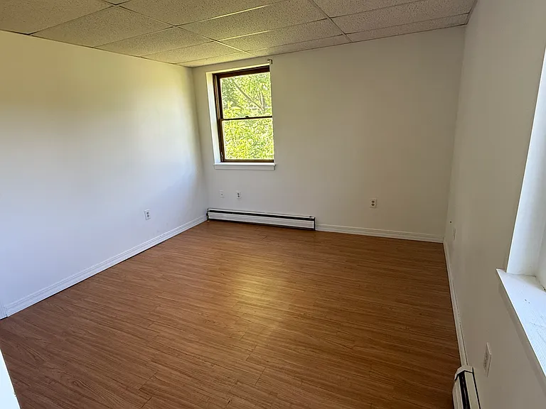 55 Crystal St #7 — Photo 7