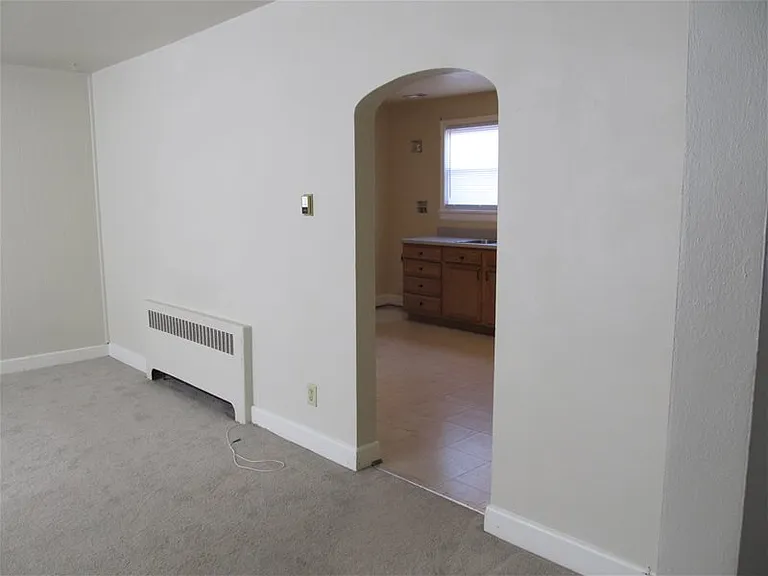 5005 Winchester Dr — Photo 6