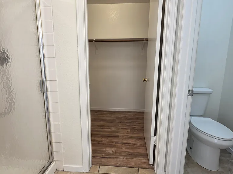 1900 Villa Vista Way — Photo 12