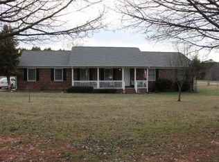 1819 Rhyne Rd, Dallas, NC 28034