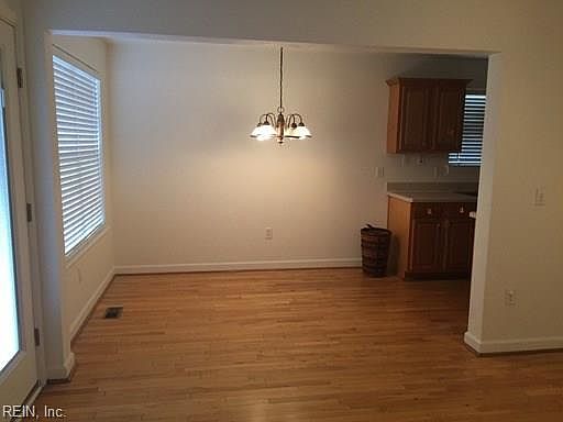 2nd image of 916 B St