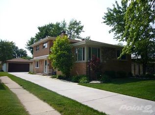 9144 S Ridgeway Ave, Evergreen Park, IL 60805