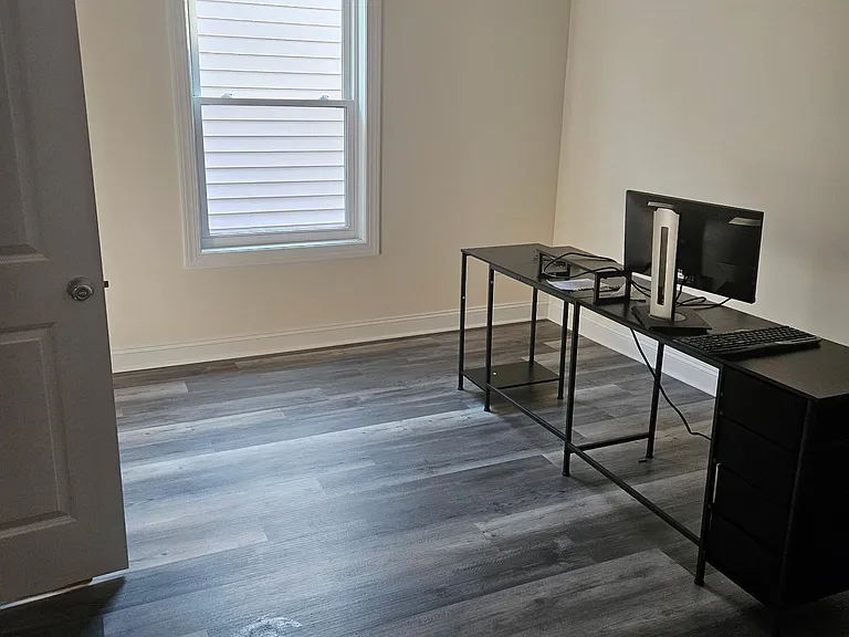 7 Lake St #2 — Photo 11